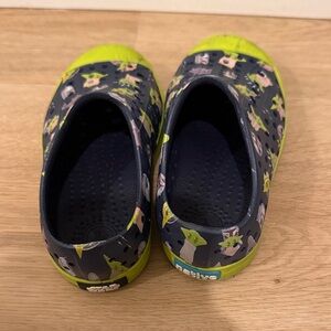 Native Kids Water Shoes - Lime and Navy